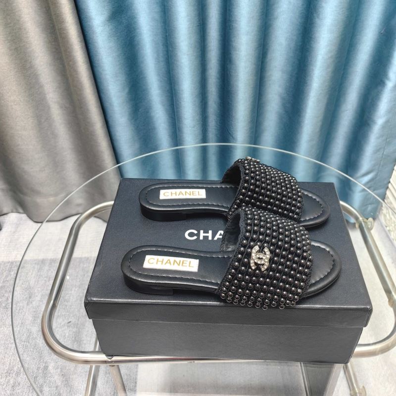 Ch*el slippers